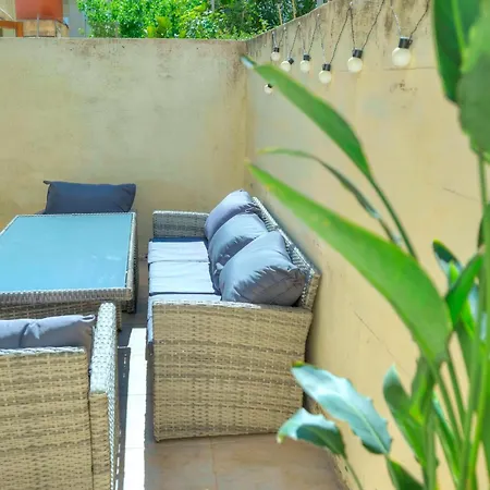 Large & Cozy Flat, Spacious Yard, Near Pmic1-2 Appartement *